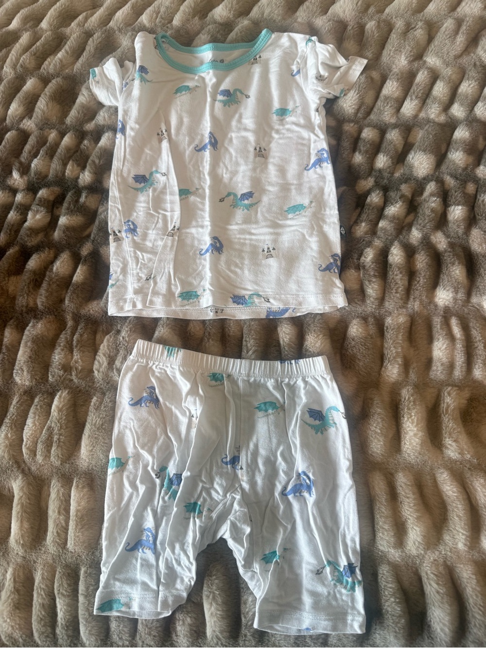 Kyte BABY White Pajama Set with Blue and Teal Dino Print